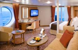 Celebrity Solstice - Celebrity Cruises - balkonová kajuta na lodi a její interiér