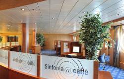 MSC Sinfonia - MSC Cruises - internetová kavárna Sinfonia@ café