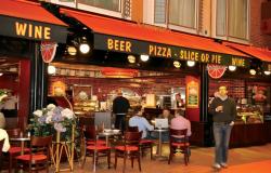 Independence of the Seas - Royal Caribbean International - Sorrento ´s Pizza
