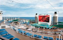 Norwegian Epic - Norwegian Cruise Lines - lehátka a bazén na horní palubě