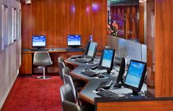 Norwegian Pearl - Norwegian Cruise Lines - Internet Café